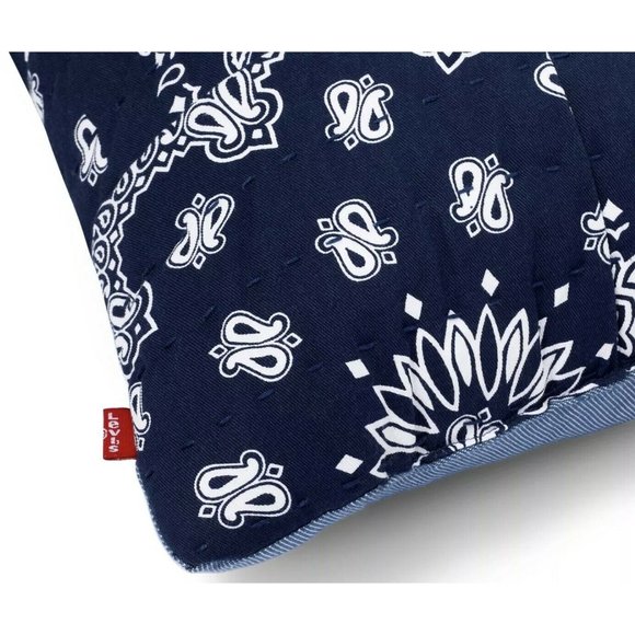 LEVIS Patchwork Bandana Print Throw Pillow Red Blu - Picture 3 of 4